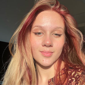 Meet your Posher, Arielle